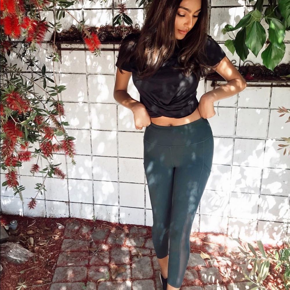 Green yoga pants